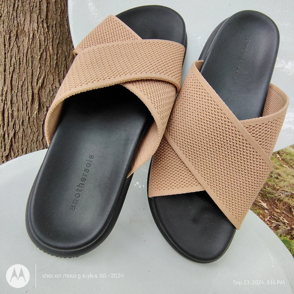 ANEW ANOTHERSOLE SZ 41 9 1/2 TAULE MARSHMELLOW SANDALS SLIDES NWOB - Picture 7 of 14